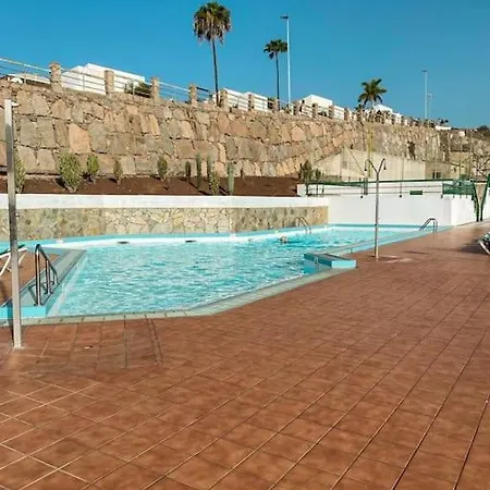 Cozy Pool&tennis